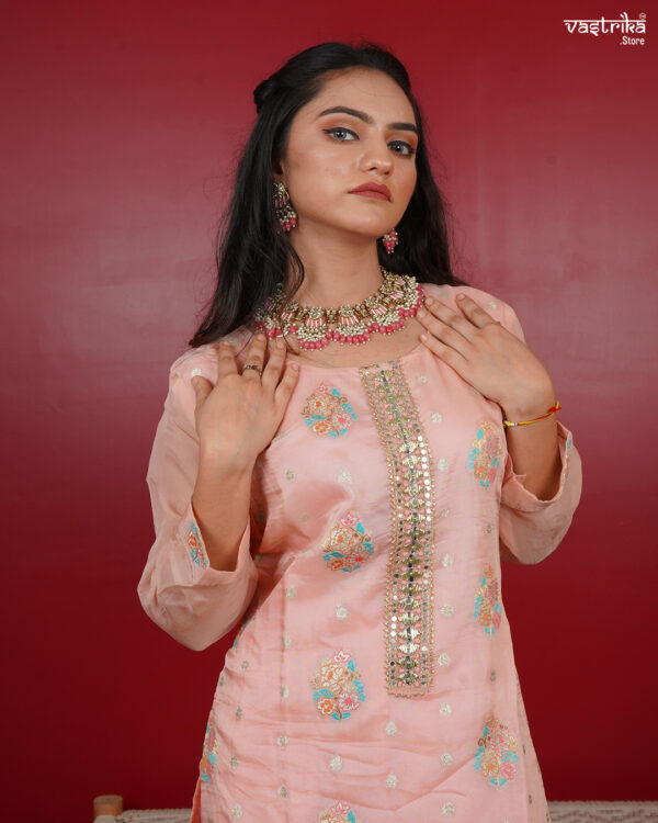 KURTI- ORGANZA DUPATTA- CHIFFON BOTTOM- SANTOON - Image 9